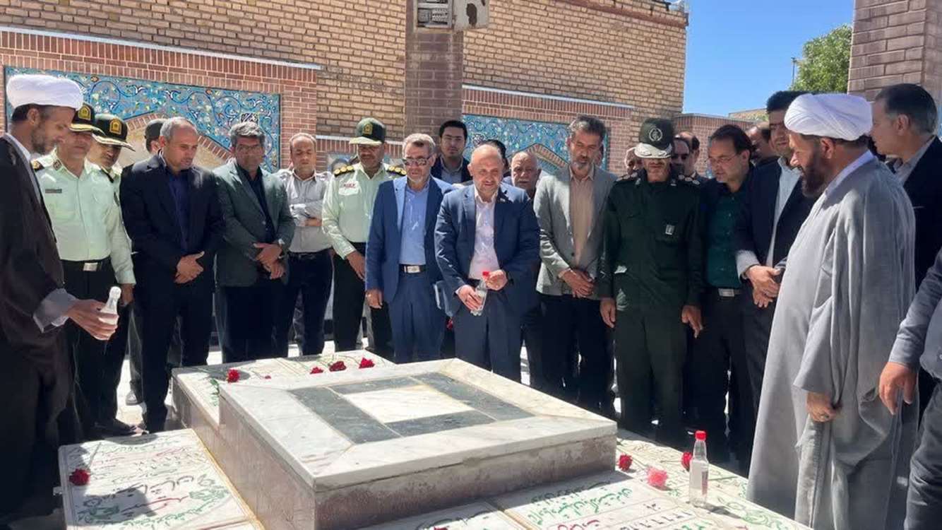 مزار شهدا 